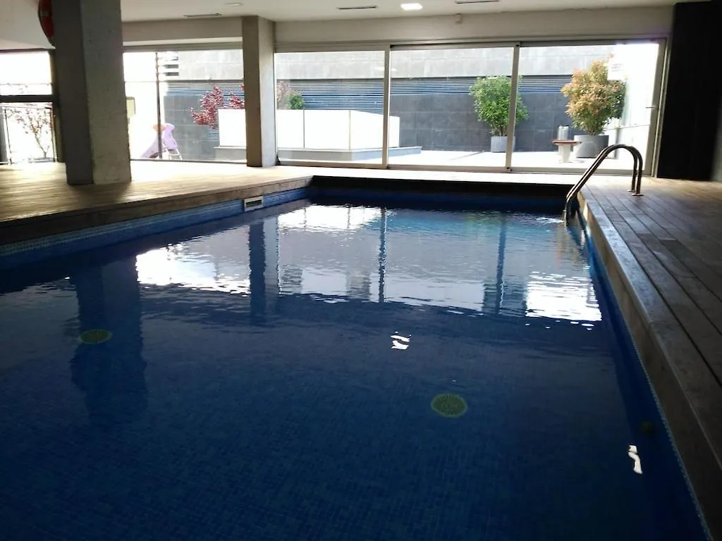 Apartment Luxury Flat, 3 Bedrooms, 2 Bathrooms And Swimming Pool Next To The Beach!! Sant Adria de Besos